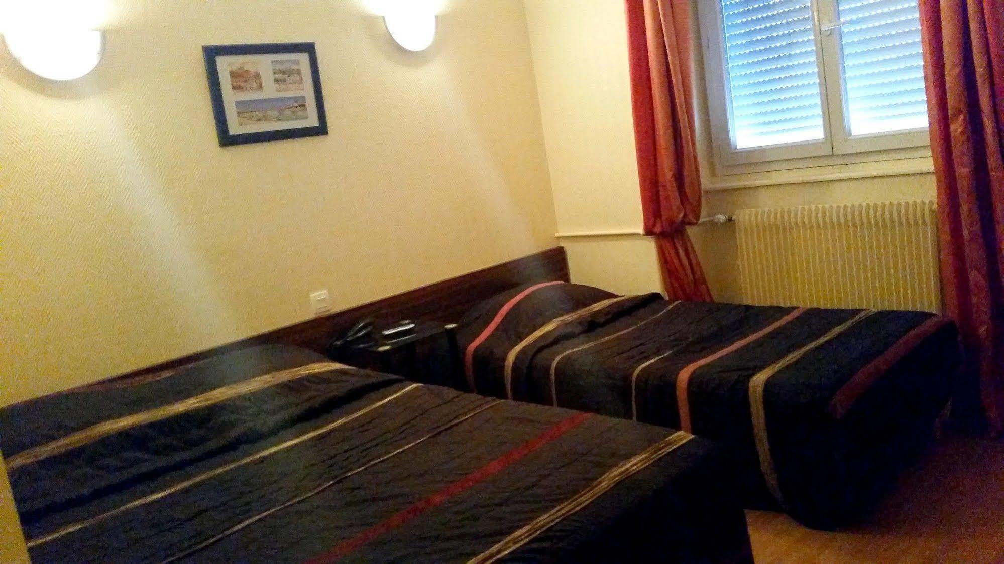 Hotel D'Alsace Villeurbanne Eksteriør billede